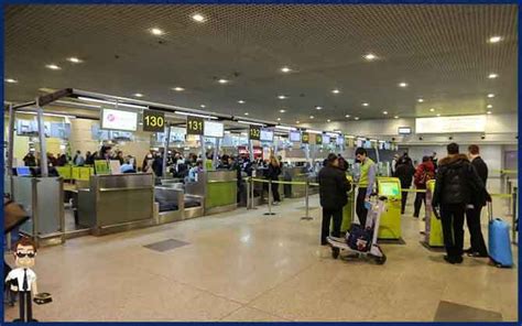 Как найти стойки регистрации S7 в аэропорту Домодедово?